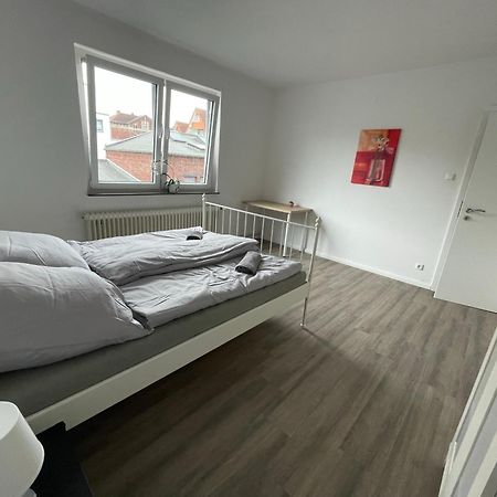 Schoene Zentrale Zimmer In Wilhelmshaven Apartman Kültér fotó