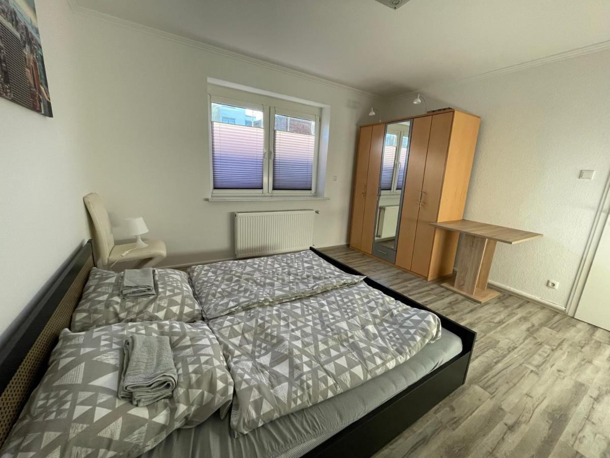 Schoene Zentrale Zimmer In Wilhelmshaven Apartman Kültér fotó