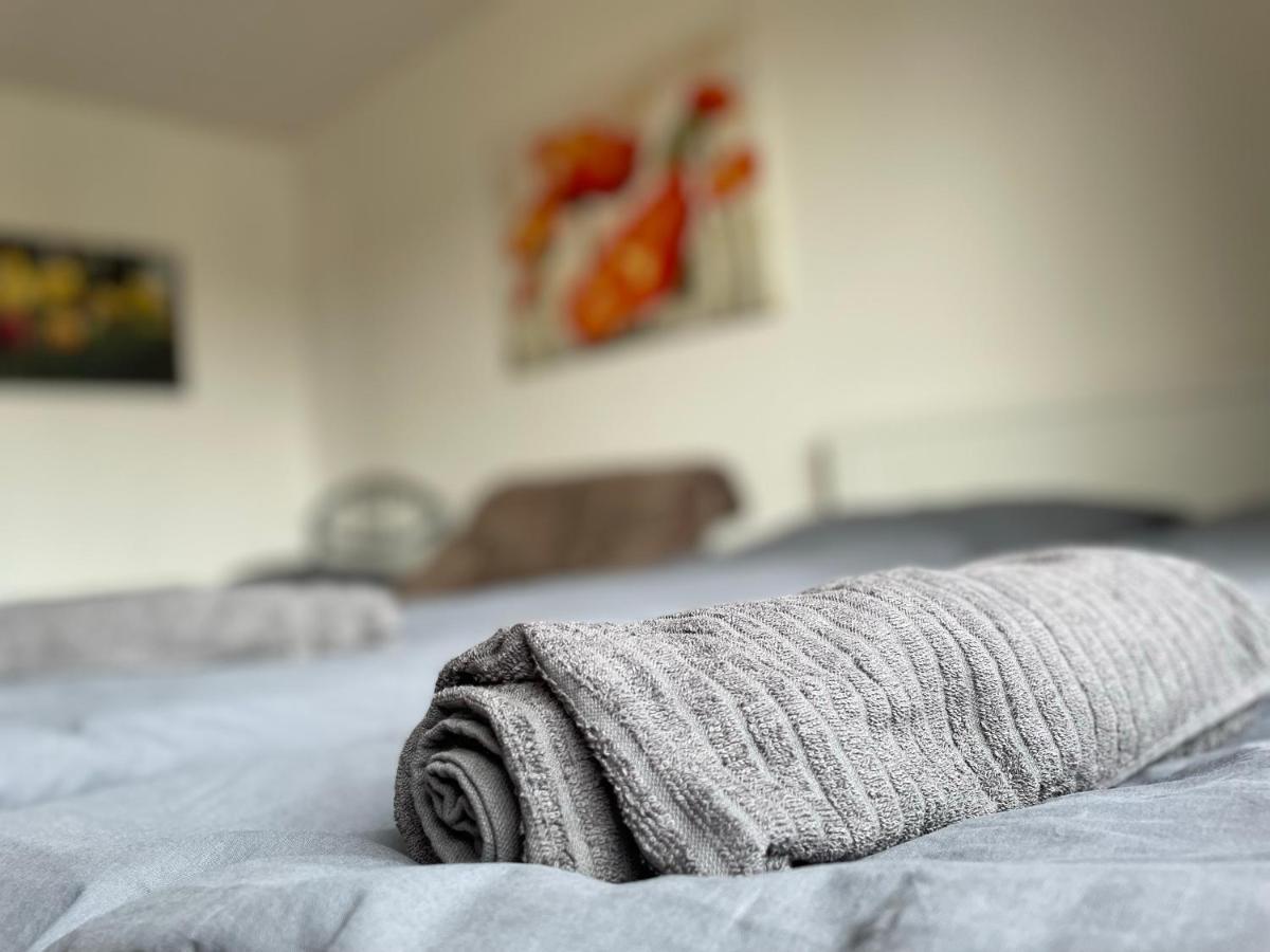 Schoene Zentrale Zimmer In Wilhelmshaven Apartman Kültér fotó