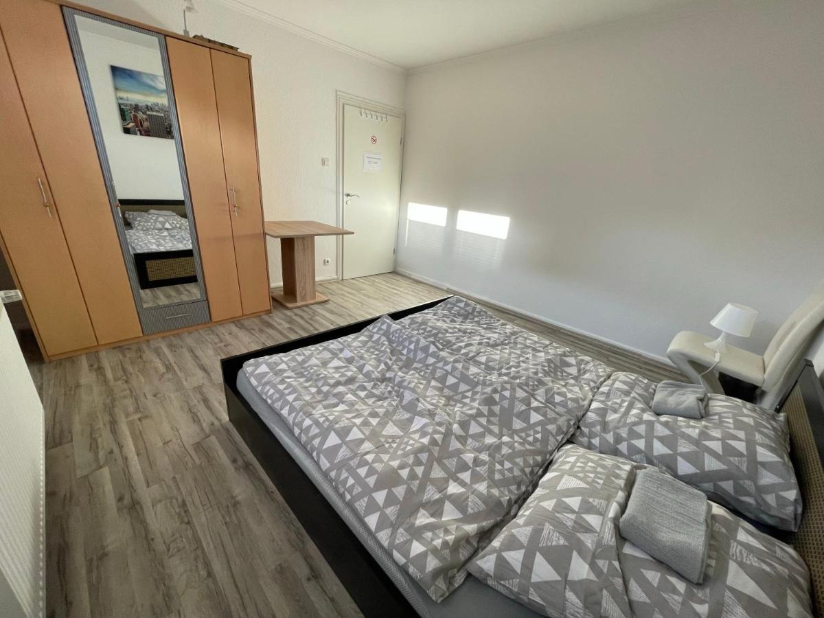 Schoene Zentrale Zimmer In Wilhelmshaven Apartman Kültér fotó