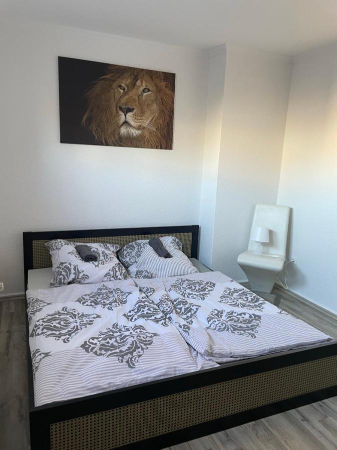 Schoene Zentrale Zimmer In Wilhelmshaven Apartman Kültér fotó