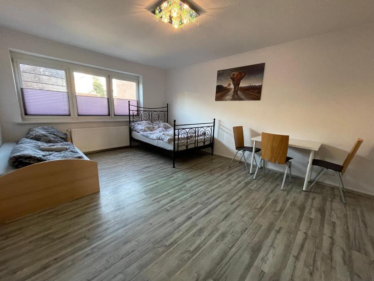 Schoene Zentrale Zimmer In Wilhelmshaven Apartman Kültér fotó