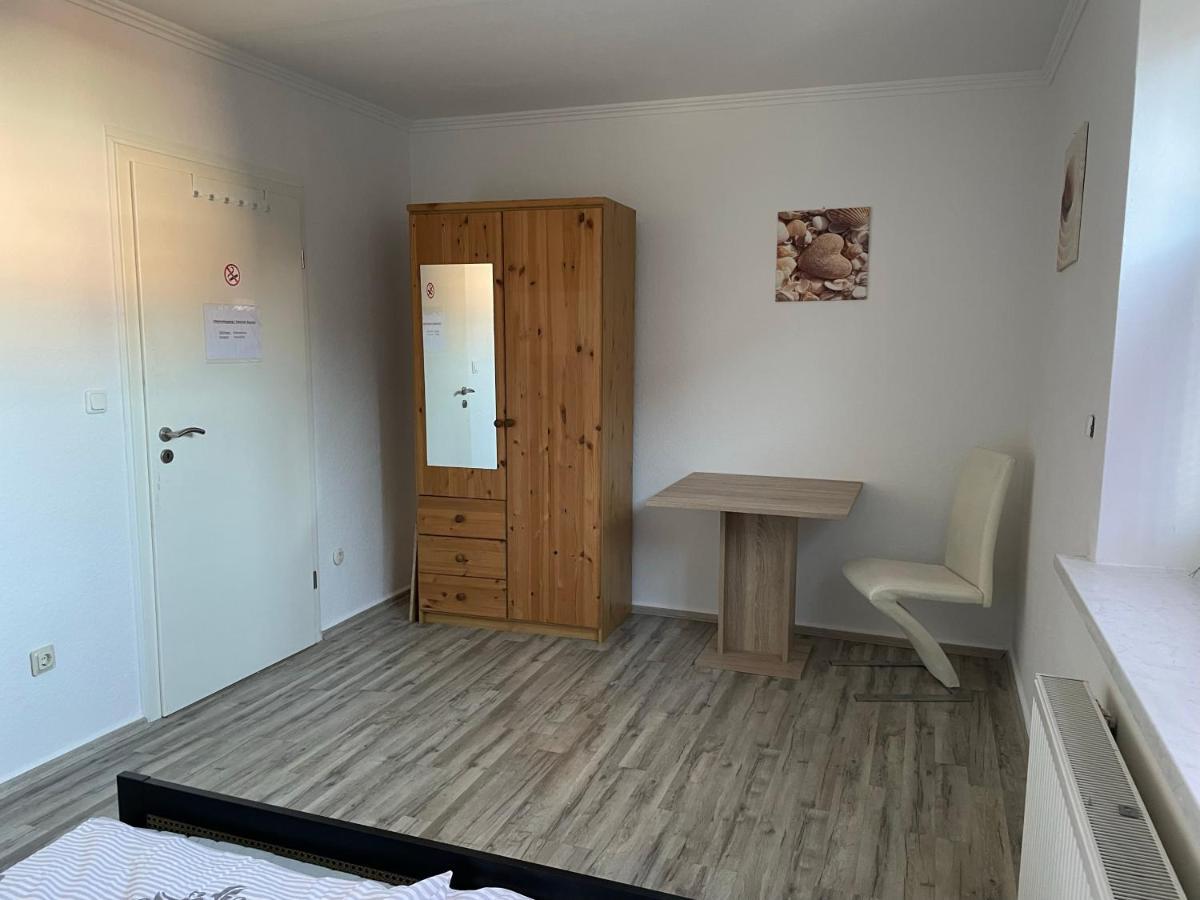 Schoene Zentrale Zimmer In Wilhelmshaven Apartman Kültér fotó