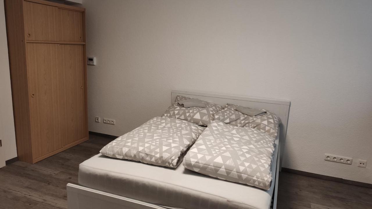 Schoene Zentrale Zimmer In Wilhelmshaven Apartman Kültér fotó